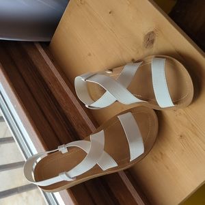 💥Dream Pairs White Gladiator Sandals